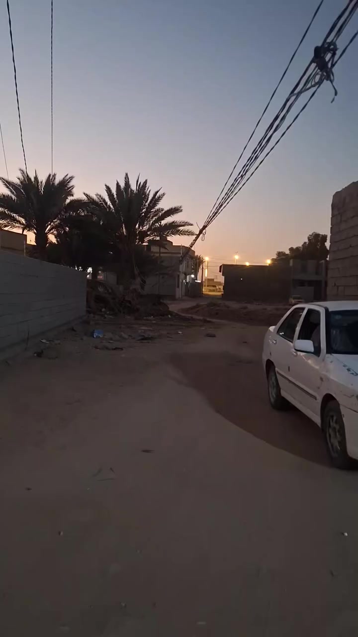 هيكل للبيع المساحه ١٠٠ متر عقد ٣٥ المكان كربلاء الشبانات قريب عل الحولي ابو مهدي المهندس السعر ٢٥ مليون والاتثال على رقم الهاتف ***********
