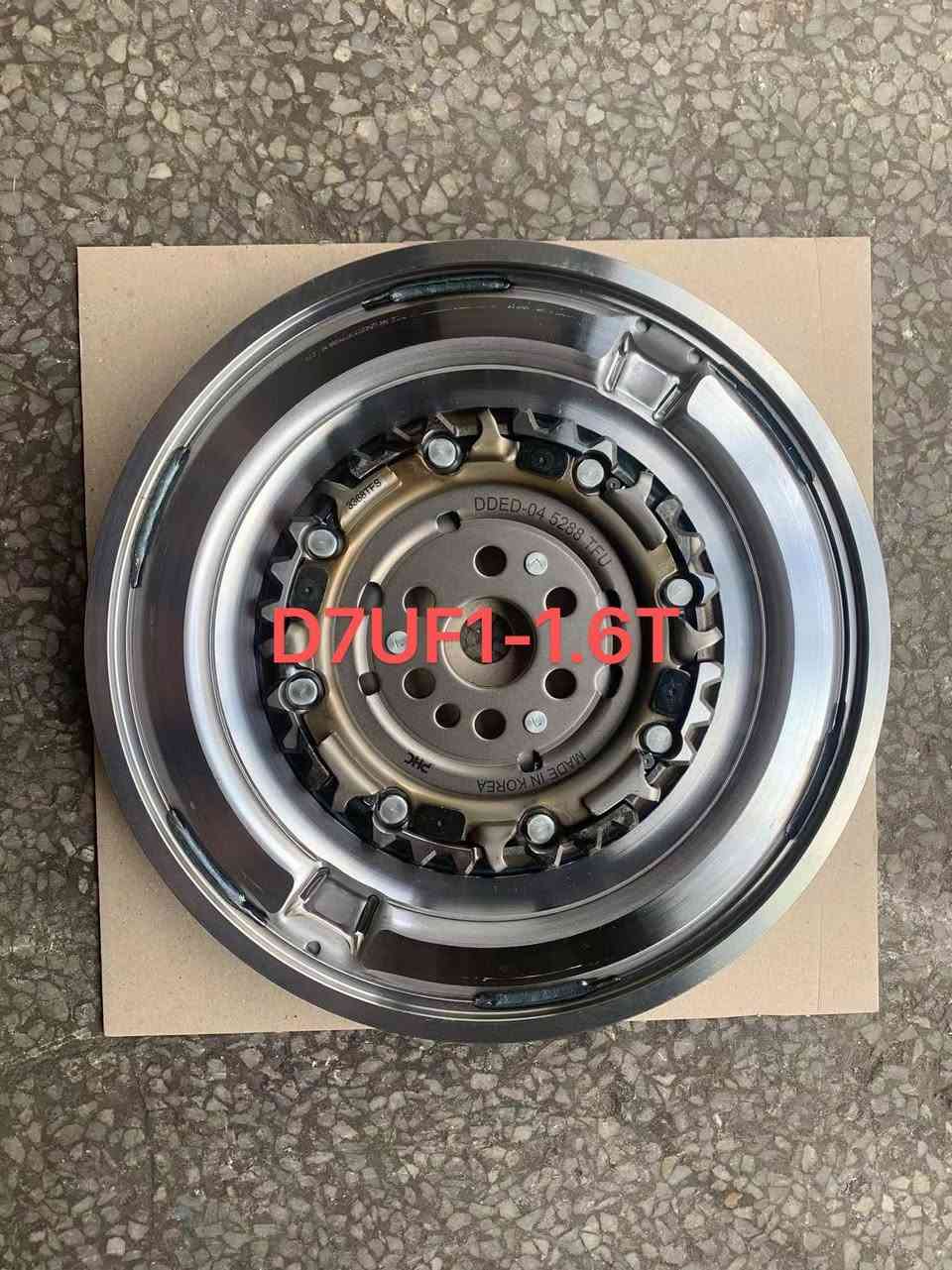 D7UF1 flywheel and clutch 
#Hyundai #clutch #D7UF1


**إذا كنت صاحب هذا الإعلان وتريد حذفه لأي سبب، رجاءا أرسل رسالة إلى الدعم الفني**