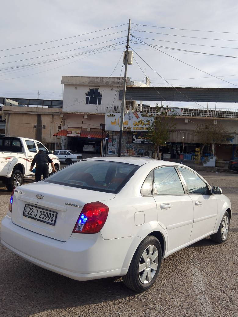 شوفرليت اوتارا كير تماتيك 
موديل 2010 سبخا 3 قطعة بدون داخل 
رقم سنويا جديد كير ومحرك وتبريت وتقا ورقة 
بشرط سعر 85$ ومجال 
رقم تلفون واتساب *********** الرطبة, الأنبار
