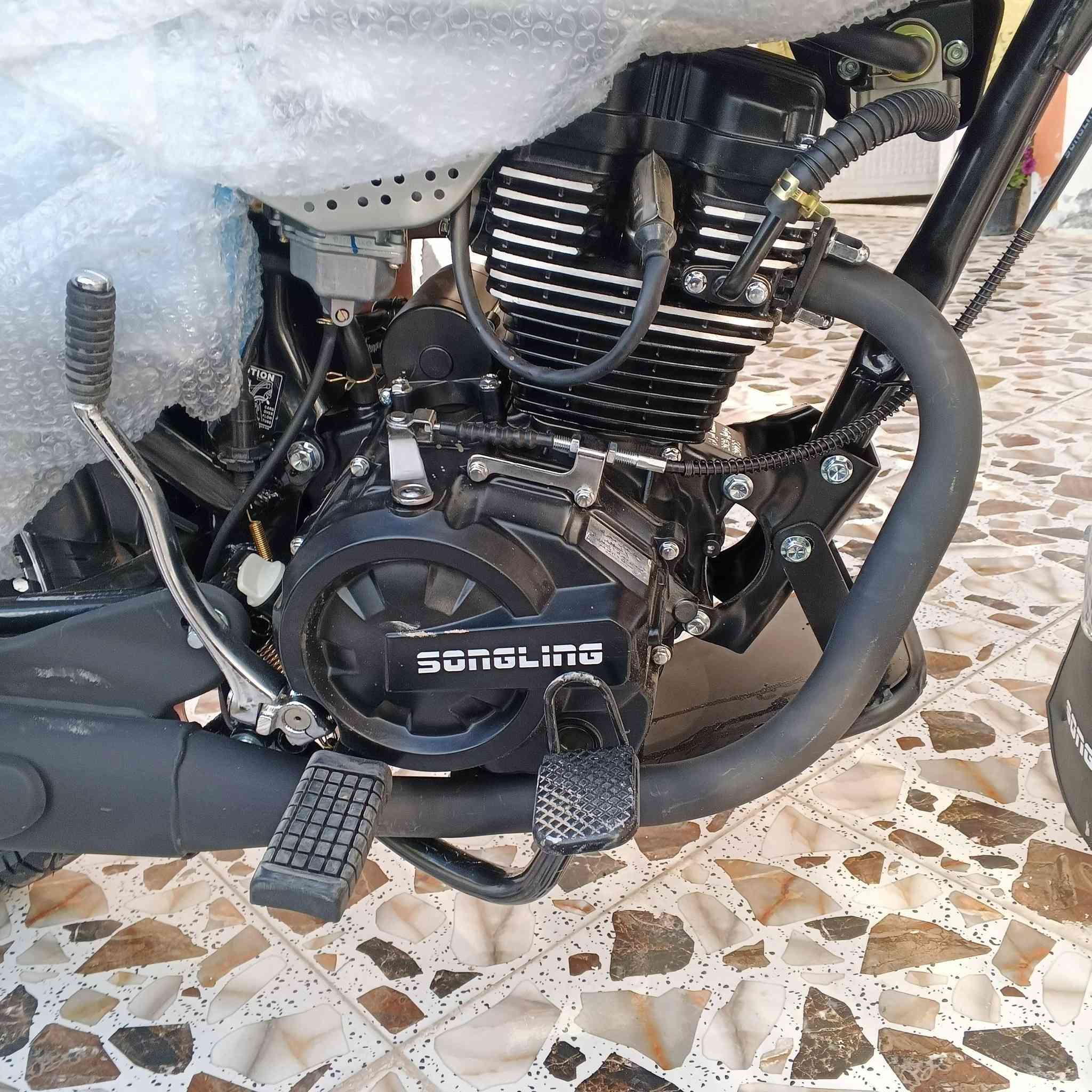 السلام عليكم دراجه سيفان 2026 زيرو بعدها مماشيه زيرو شركه للبيع السعر مليون وبيها مجال ‏‪***********‬‏ الشراي يتصل 
بصمه بصمات🫆 شغالات من كلشي برغي ماناقصها
