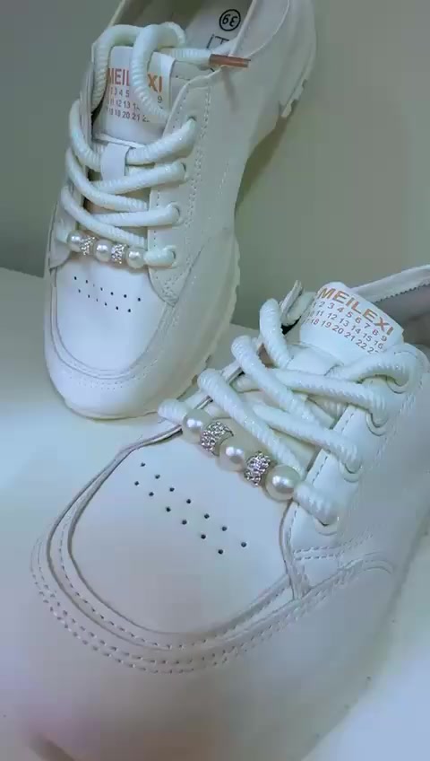 ✨ أناقة… راحة… وجودة بوقت واحد
تشكيلة جديدة من الأحذية العصرية وصلت الآن!
✔️ موديلات مكس 
✔️ خامات مريحة وجودة عالية
✔️ أسعار مناسبة للجميع سعر القطعة 8 وعرض قطعتين ب15
لا تفوّت الفرصة وخلي خطواتك أكثر أناقة 👞
📍 توصيل الف بسمايه 
الأناقة تبدأ من الحذاء.


**إذا كنت صاحب هذا الإعلان وتريد حذفه لأي سبب، رجاءا أرسل رسالة إلى الدعم الفني**