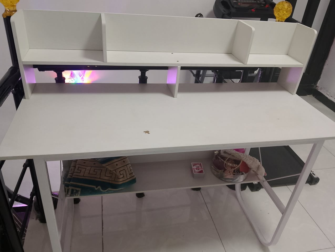 للبيع ميز دراسه سعر ٤٠المكان الدوره


**إذا كنت صاحب هذا الإعلان وتريد حذفه لأي سبب، رجاءا أرسل رسالة إلى الدعم الفني**