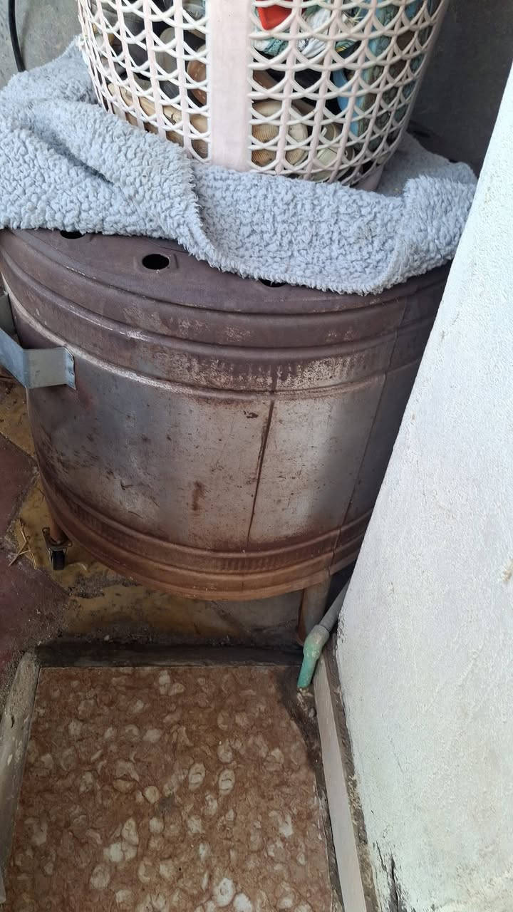 مجمده لبيع وطباخات كبار مال طبخ وكدر ياخذ ١٢كيلو تمن وديوان جديد


**إذا كنت صاحب هذا الإعلان وتريد حذفه لأي سبب، رجاءا أرسل رسالة إلى الدعم الفني**