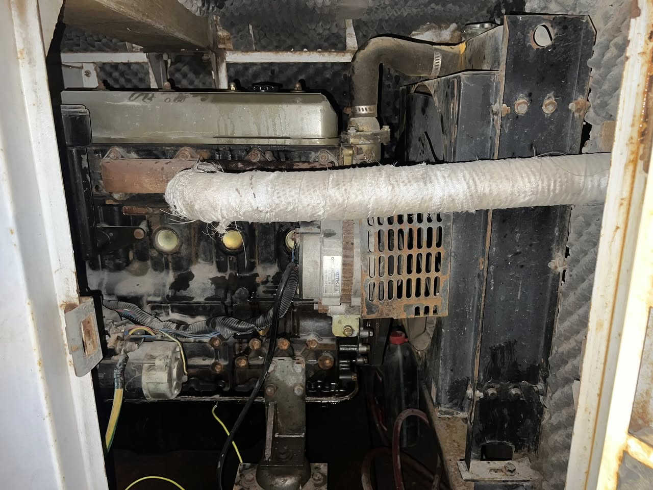 السلام عليكم
مولدة اسوزة صيني مستعملة شرط الشغل والفحص 
30 كيفي A مربوطة ع بيت تجي تشوفها بعينك وتشوف نضافتهة 
السعر 30 ورقة وبيهة مجال 
للاستفسار الاتصال على الرقم 
‏‭0771 771 6667
