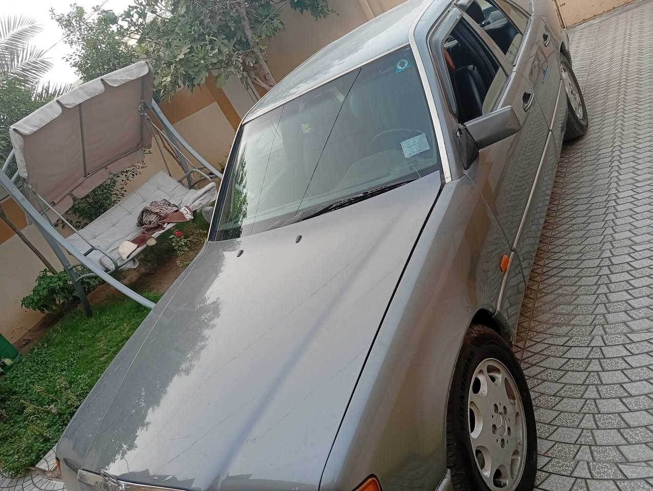 مارسيديس دب للبيع موديل 1992  محرك كير قواعد دبل  كفاله محور بطه 3000  مكاني ديالى جلولاء رقم ***********
