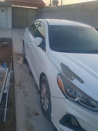 سياره سوناتا موديل 2019 لون ابيض صدفي رقم بغداد انكليزي وبسمي تحويل ثا...