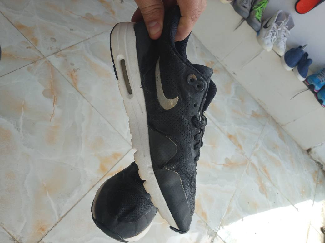 سلام عليكم شباب حذاء باله. ولادي. بناتي. سعر.3000 بس. باله. تنزيلات
مكان حي الكرار مجاور المدرسه. الحديد ***********
يم بيت حسين. صفار.
