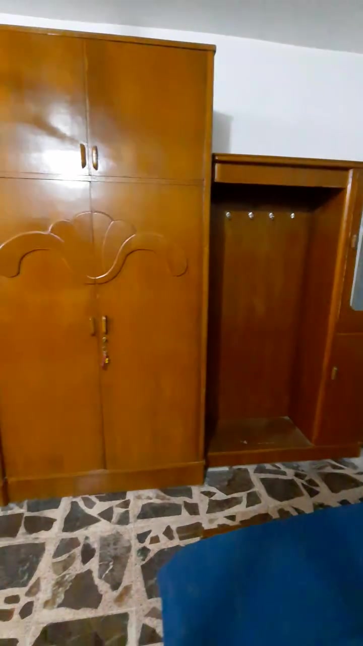 السلام عليكم غرفه النوم للبيع المكان بابل ناحيه جبله هاتف ***********
