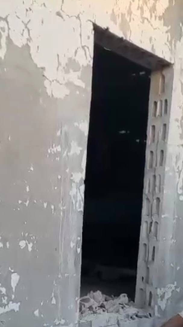 يالله الهم صلي عل محمد والي محمد
 بسم الله الرحمان الرحيم

تثقيب وقص الكونكريت والصب بحميع القياسات والأحجام
⚫عمل فتحات سبالت 
⚫عمل فتحات مرازيب
⚫عمل فتحات صاروخيه ساحبة مطبخ
⚫فتح مناور درج
⚫ وقص جميع الصب والكونكريت المسلح
بكادر متخصص بدون اهتزاز أو تصدعات
للتواصل مراسلة الصفحه او 

لأتصال برقم ***********
