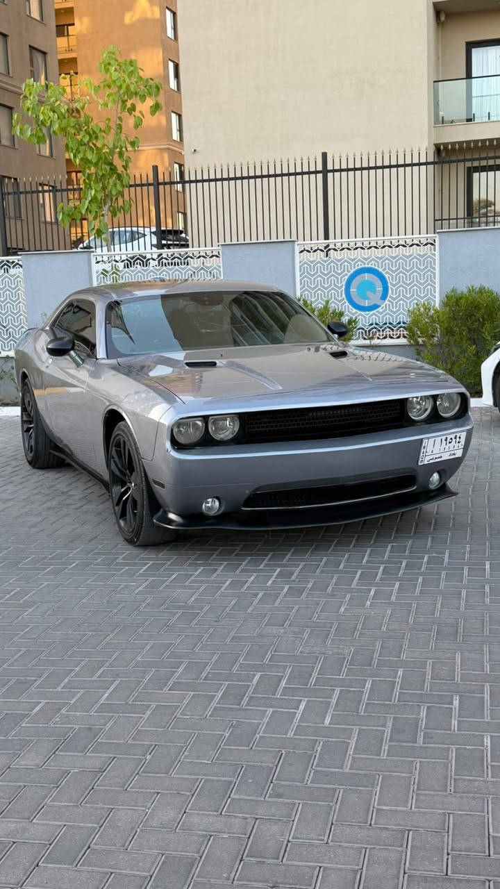 سلام عليكم جالنجر موديل 2014 sxt3600 بيها قطعتين صبغ بدون دواخل كير مكينه مكفولات السياره جديده جاهزه من كلشي تخم تاير جديد صدر امامي خلفي جديد السياره احلى من الصور السعر 110 وبيها مجال بسيط مكاني بغداد البياع *********** غير متواجد عل نت
