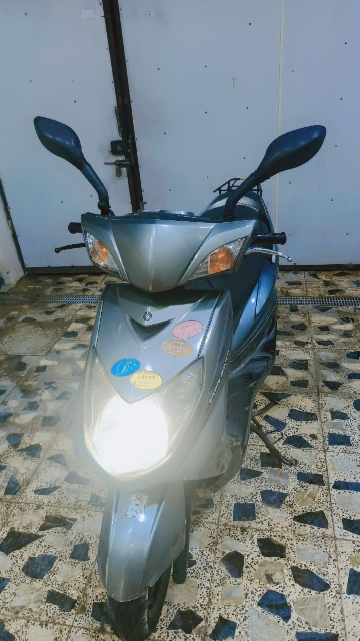 سلام عليكم دراجه سكنس فحل كابريتر ياباني دراجه وظع رمبه نظيفه كلش كلشي بيها شغال مابيها أي نقص السعر 650 وبيها مجال مكان بغداد شعله رقم هاتف ***********
