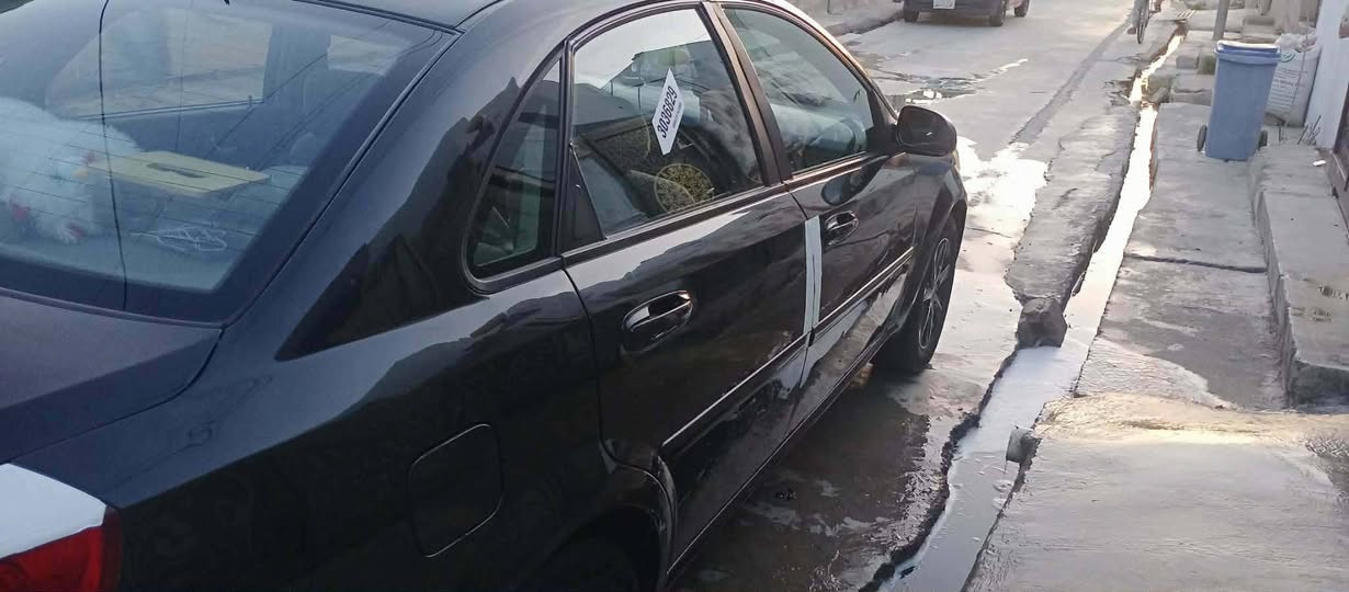 سيارة اوبترى موديل 2009رقم سليمانية دولي جديد سنوية لغاية 27شرط التحويل بيها بطاقة بانزين كير اوتماتيك محرك بالشرط لا صرف ولا بخار الظرر البيها تبديل جامرلغ مع البونيد +تعديل الباب السكن الخلفي عالبارد داخلها جديد صدر جديد تايرات جديدة وكهربائيات كلها شغالة تدفئة وتبريد شغال يعني السيارة جاهزة مجهزة المكان كركوك منطقة حي النصر السعر 65ورقة وبيها مجال. ملاحظة اني مكلف بالنشر ومخول بالبيع ومن يتم البيع اخذ دلالية بسيطة من الطرفين للاستفسار الاتصال على الرقم ***********
