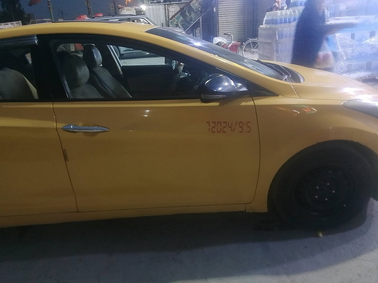 السلام عليكم النترة للبيع رقم بغداد مديل 2012 السيارة حلوة بيه ضربه بل جنطه ومصلحه تخم تخم ابلكات ونوزلات فيت بم جدد مكينه وكير مكفولات منضومه غاز رقم بغداد دولي بسمي علوني بغداد يم مرور الحسينيه السعر92وبيه مجال قليل ***********
