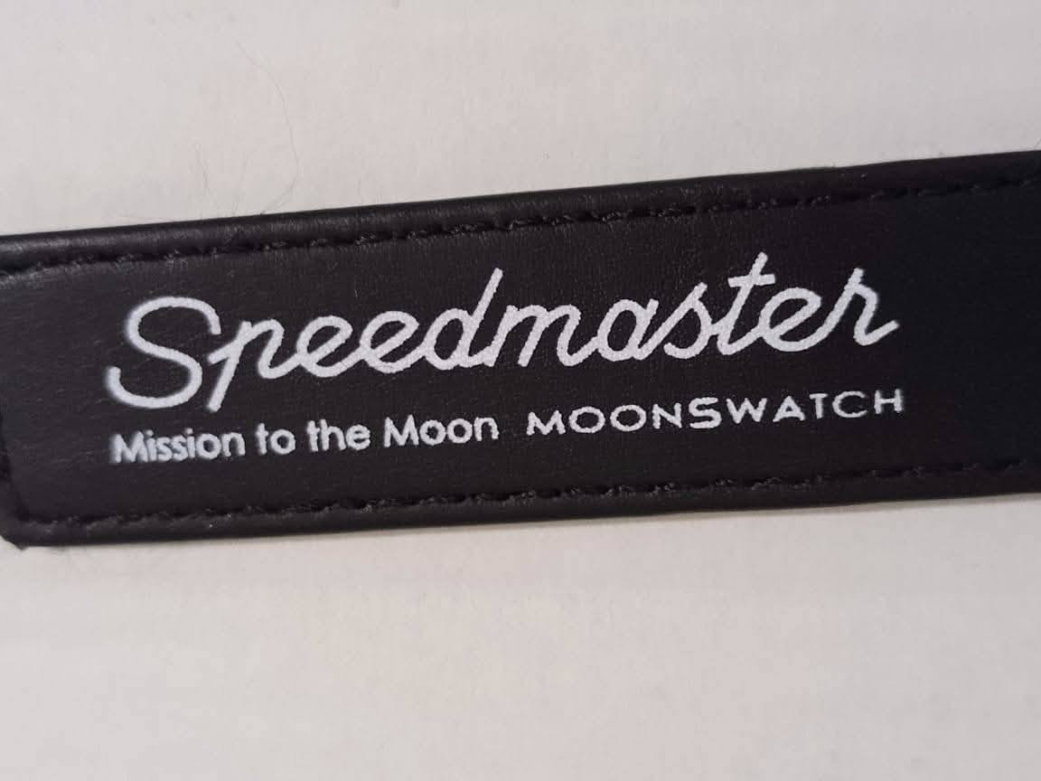 اوميكا سواج
🔥 Omega ❌ Swatch 

التعاون العملاق بين اوميجا سواتش صناعه  سويسرية ، قطعة متحفية، سبيد ماستر  Moon Swatc
عقرب ثواني منفصل  استوب واتش حاله جيدة جدا
السعر 25الف مع توصيل مكاني بغداد


**إذا كنت صاحب هذا الإعلان وتريد حذفه لأي سبب، رجاءا أرسل رسالة إلى الدعم الفني**