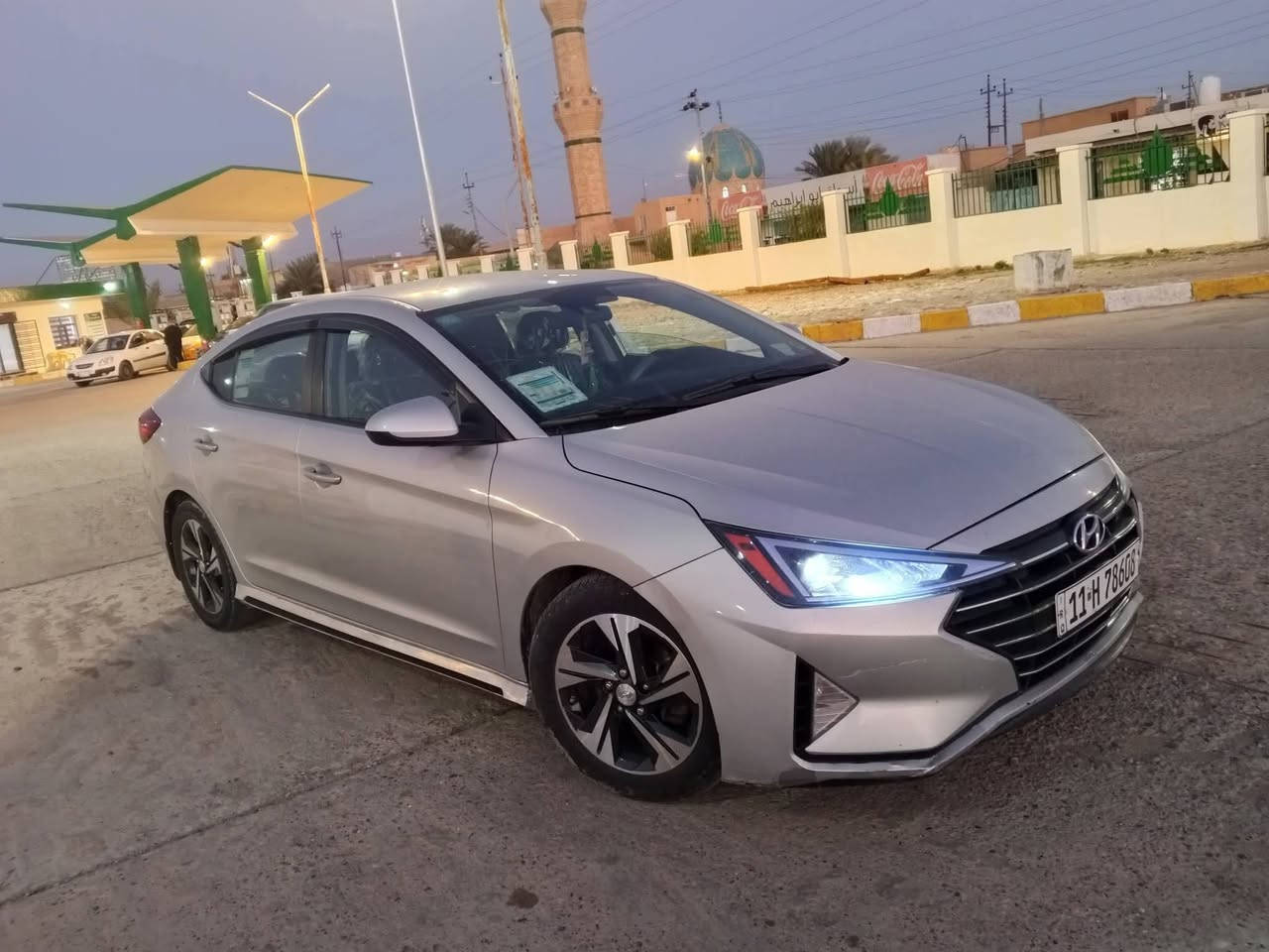 للبيع او مراوس على كورلا من 2016 الى  2024 النترا 2020 سلفر رقمها بغداد دولي  محركها 2000 دوش ماشيه  216 شرط لاتنقيص ولا تبخير مواصفاته  شاشه تحكم استيرن جهتين  كامره  ضررها باب مبدل فقط مكاني حديثه بروانه الاستفسار ***********
