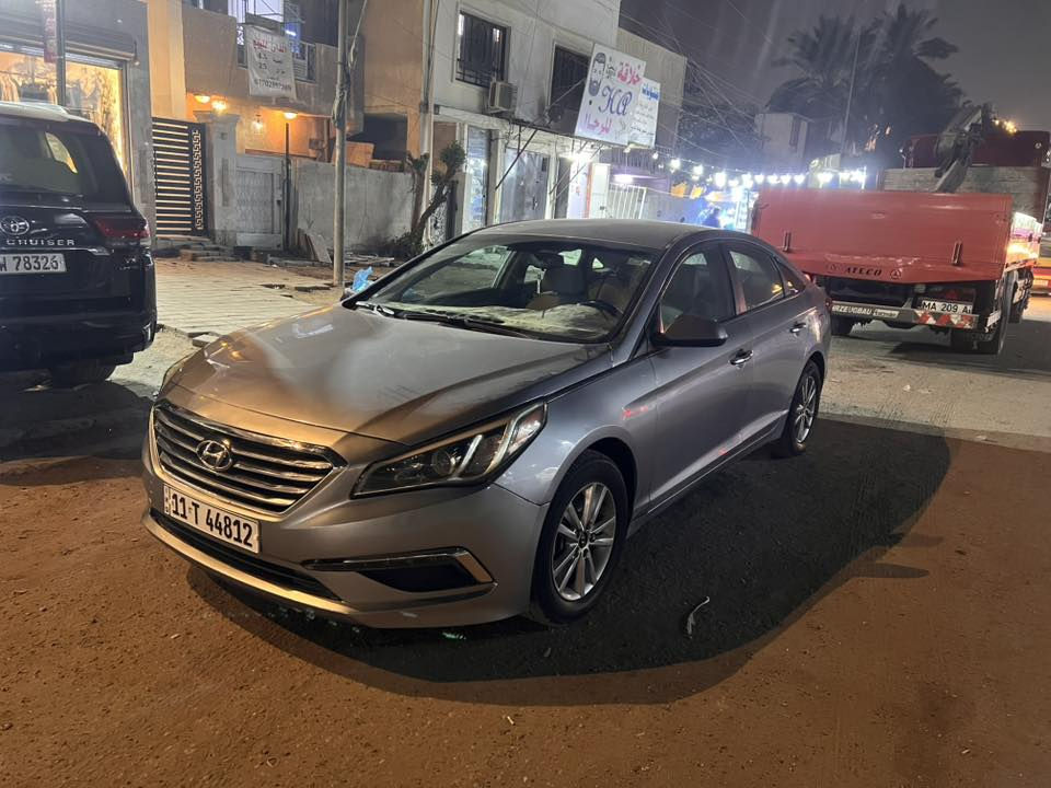 السلام عليكم 
سوناتا مديل 2016
حادث مرفوق بلمنشور 
وبيهة بلعراق صبغ بابين اثر شخوط
السعر 110 وبيهة مجال 
***********
