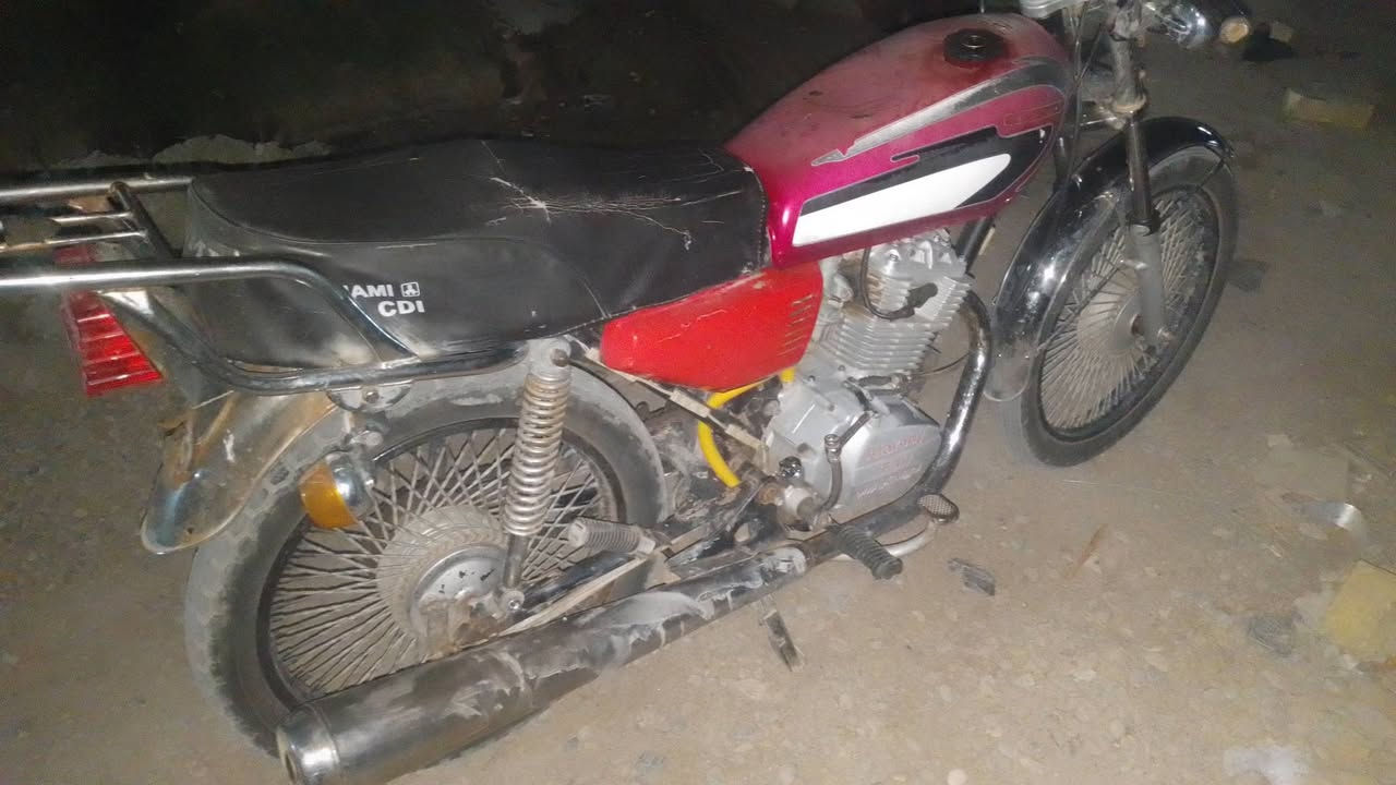 درجة للبيع كلك كلك موديل 20 بيه خيط بخار قليل درجة ناعمه كلش سعر 250بيه مجال ***********
