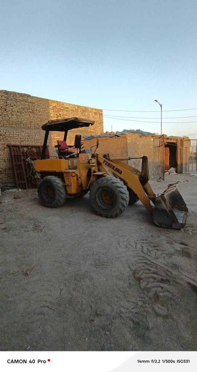 السلام عليكم  شفل فاركاوة للبيع موديل96 حجم 40 كهربايت شقالات رقم دولي بسمي تخم تاير كفالة عامة  مكاني واسط الكوت  رقم راعية ‏‪***********‬‏
