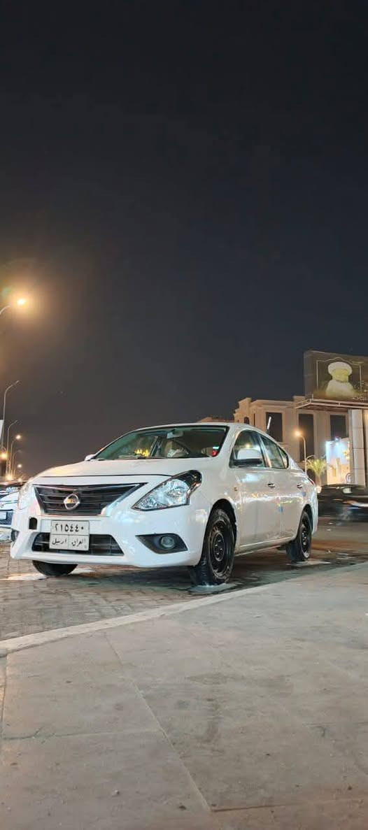 سلام عليكم نيسان سني مديل 2020 سياره جاهزه اي نقص مابيه ترايك للسعوديه بيه حالوب خفيف كلش مايبين وبيه ضربه يم قبق البانزين باردات خفيفه المهم سياره اكفل كص ونقل وعيب شرعي وصبغ عام ودواخل كله سليمه مال بيت مامتعوبه شاشه وكامره تحكم ستيرن 85بيه مجال مكان بصره كرمه ***********
