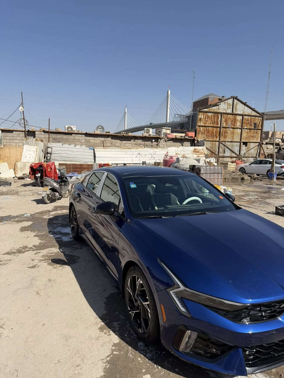 سلام عليكم كيفايف للبيع أمريكي داخله كلين للعراق سيره كفاله بدون ضربه داخله ميكانيك سيره فول مواصفاته بنورمه بصمه تشغيل عنبعد ترحيب ويل كروم سيره مزوعه مواصفات بكاني بصره براضعيه سعر ٢٢٠  الرقم ***********بس تصال وشراي بخدمته
