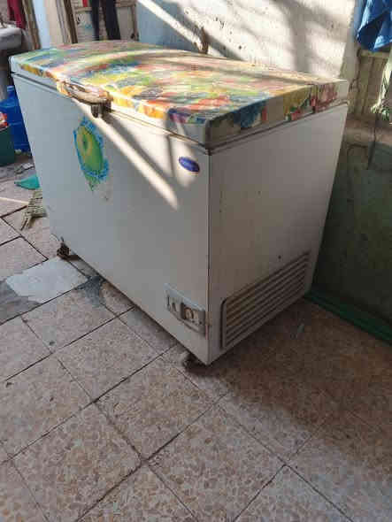 ***********اكو عارضات جدد بل كارتون واكو عارضات مستعمل اسعار جوه السوك المستعمل ب200)والجديد ب350اكو توصيل بكروته وذا حاب تجي وشوف مكاني نجف ركن شارع مدينه
