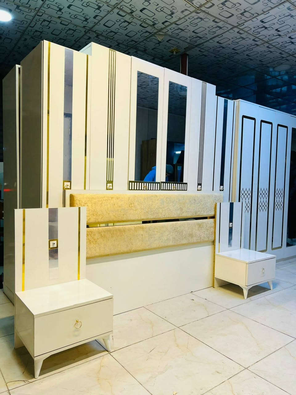 غرفة تركي 5 قطع مستعملة
سعرها 450 قفل
التوصيل والشد داخل بغداد مجاناً
يوجد توصيل محافظات بكروة
للحجز والاستفسار خاص او واتساب
***********
