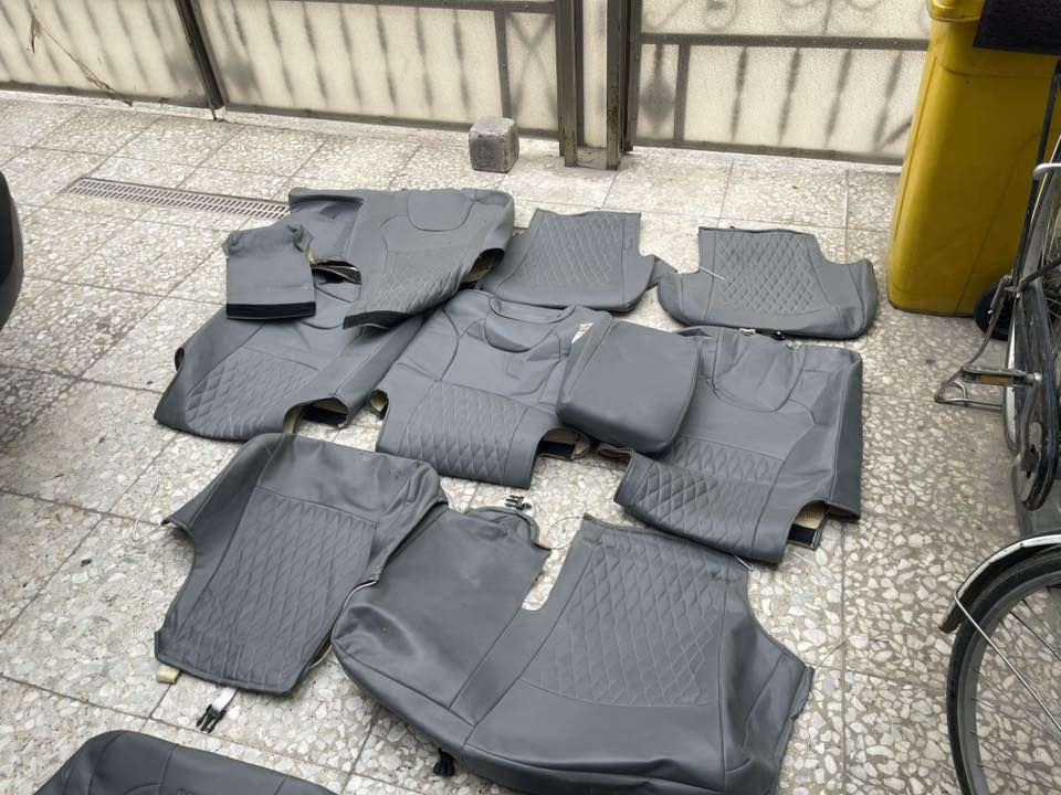 كشنات جلد من موديل 20الى24 سورتنو مستخدم نضافه 90بل 100  للتوصل ***********
