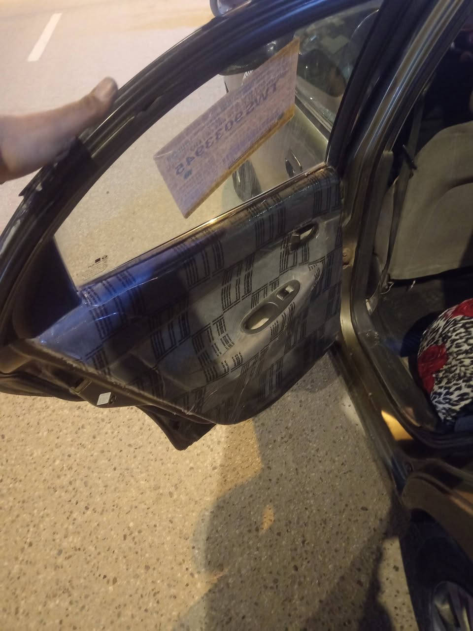 سلام عليكم عندي سياره دايو نوبرا  . موديل ٩٧ جهازه ماعدا مكينه بيهه دخان كيراتوماتيك السعر٣٠رقم ***********
