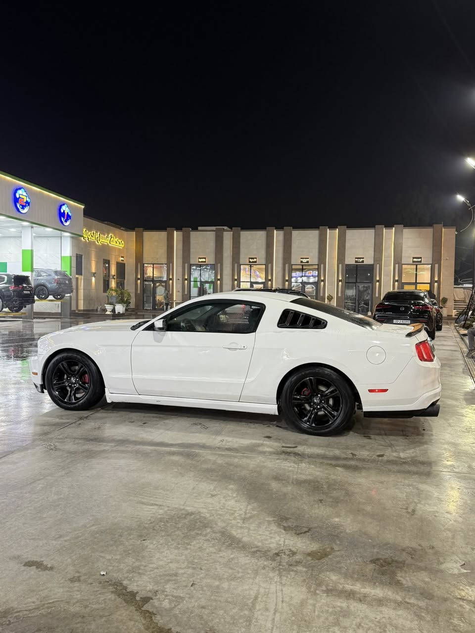 سلام عليكم للبيع فقط 
بدون مراوس 
فورد موستنك 2012 رقم كربلاء الماني تحويل مباشر
لوحاتهه مشادهن موجودات بداخل السياره 
حادث امريكا قطعتين جاملغ وبونيد وهنا بيهه باب وجاملغ خلفي نفس الصفحه يعني صفحه وبونيد صبغ  سياره مصروف عليهه وناصبه ماشالله بالعافيه عليه الي تكون من نصيبه

عنواني بغداد شارع فلسطين 
سعر 86 ورقه 
***********
