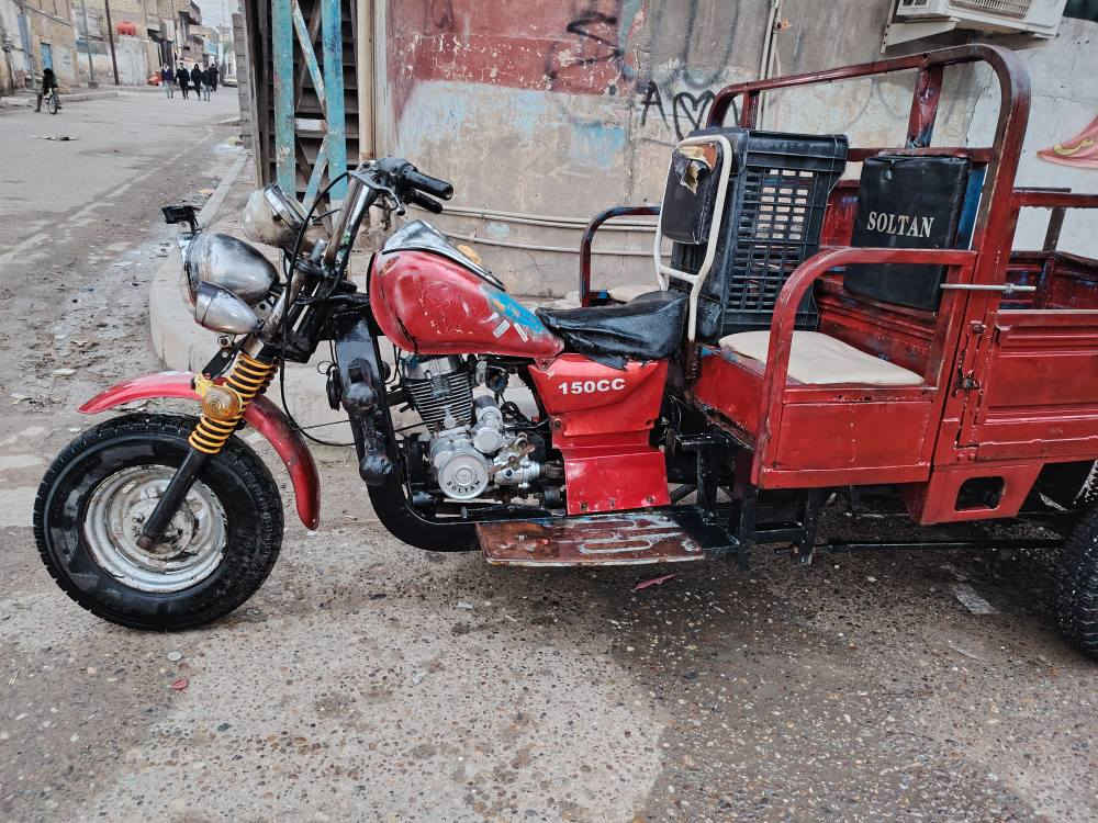 السلام عليكم ستوته سلطان للبيع موديل 13 الوكيل بشارع بغداد السعر 1,350.            ***********
