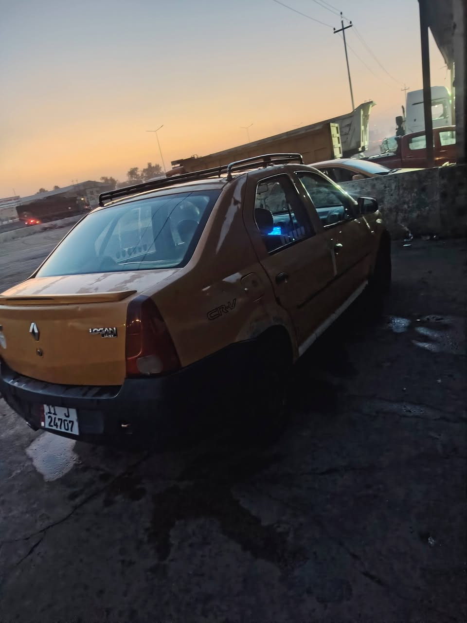 السلام عليكم رينو لوكان موديل ٢٠١٠ كير مكينه خير تبريد شغال من الله بيها خياسات بل جاملغ كهربائيات كلها شغاله سنويه ٢٠٣٠ غرامه هيئه مصفره تخم تاير نضيف مكاني بغداد التاجي ٢٨ وبيها مجال ***********
