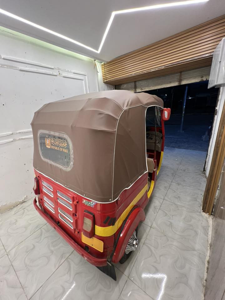 السلام عليكم 🫡 تكتك 2018مرقم لوحه وسنويه تحويل ثانيوم تكتك مابيه نقص برغي )(جادر تخم تاير مسجل كاعيات سفريات كبات دوشمه )مكينه 20جديده تراي زيرو 0️⃣ السعر 4700وبيهه مجال مكاني بعقوبه للستفسار ***********
