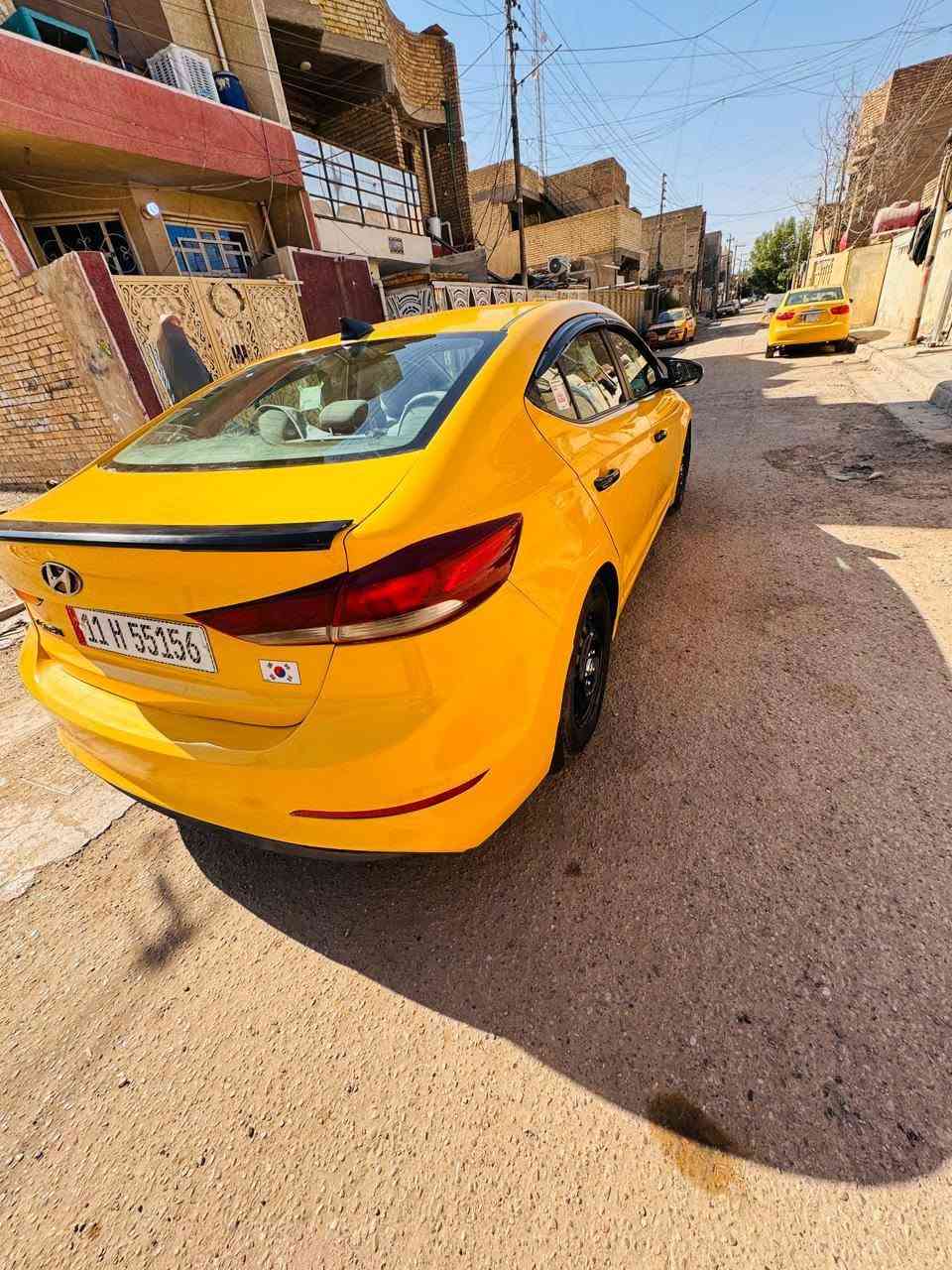السلام عليكم انتره موديل 2017 كير ايتي محرك 2000 دوش حادثه جاملغ الخلفي الايسر و سيارة ليبر واحد تخم تاير تبريد شغال حداديه جديده شاشه جبيره حساسات سياره مصفره هيه و غرامات مكاني بغداد رقم تلفون ***********
