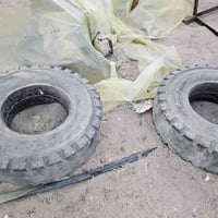 تايرات شوكية • ٨.٢٥-١٥ • دنلوب نضيفات