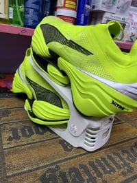 حذاء رياضي من شركه بوما منشأ فيتنام قياس 42 طول قدم 27 جديد غير مستخدم...