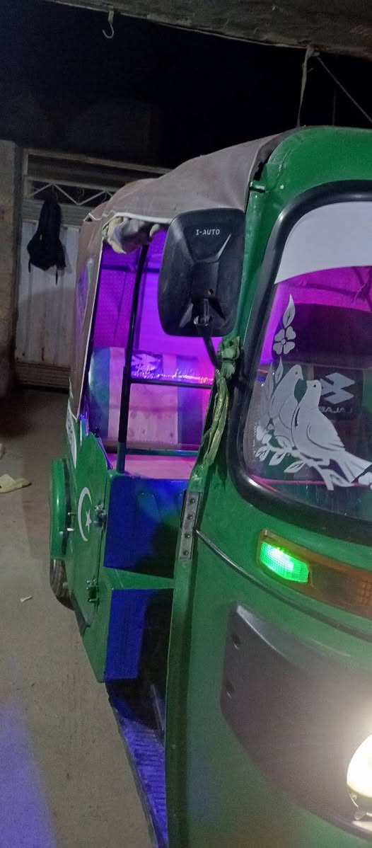 سلام عليكم تك البيع موديل 21 رقم بابل السعر خاص ***********
