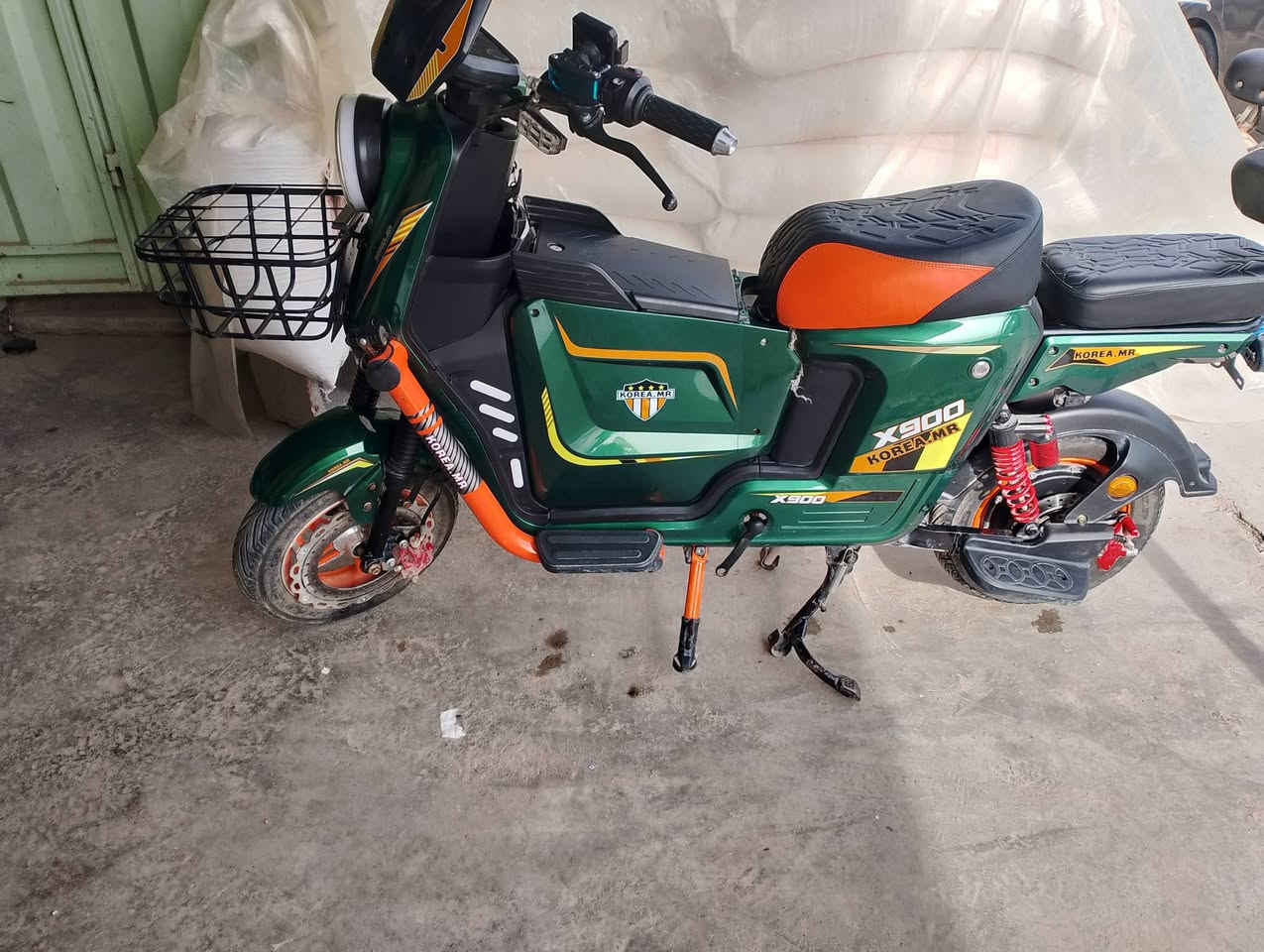 بايسكل شحن x900 خمس بطاريات موديل2026 بريكات امامي خلفي هيدروليك ولدات ابيض واصفر زنون وبي نضام  Rوانذار سرقه 2سويجات+ بصمه لسعر 550.  مكاني ديالى _هبهب.  رقمي ***********
