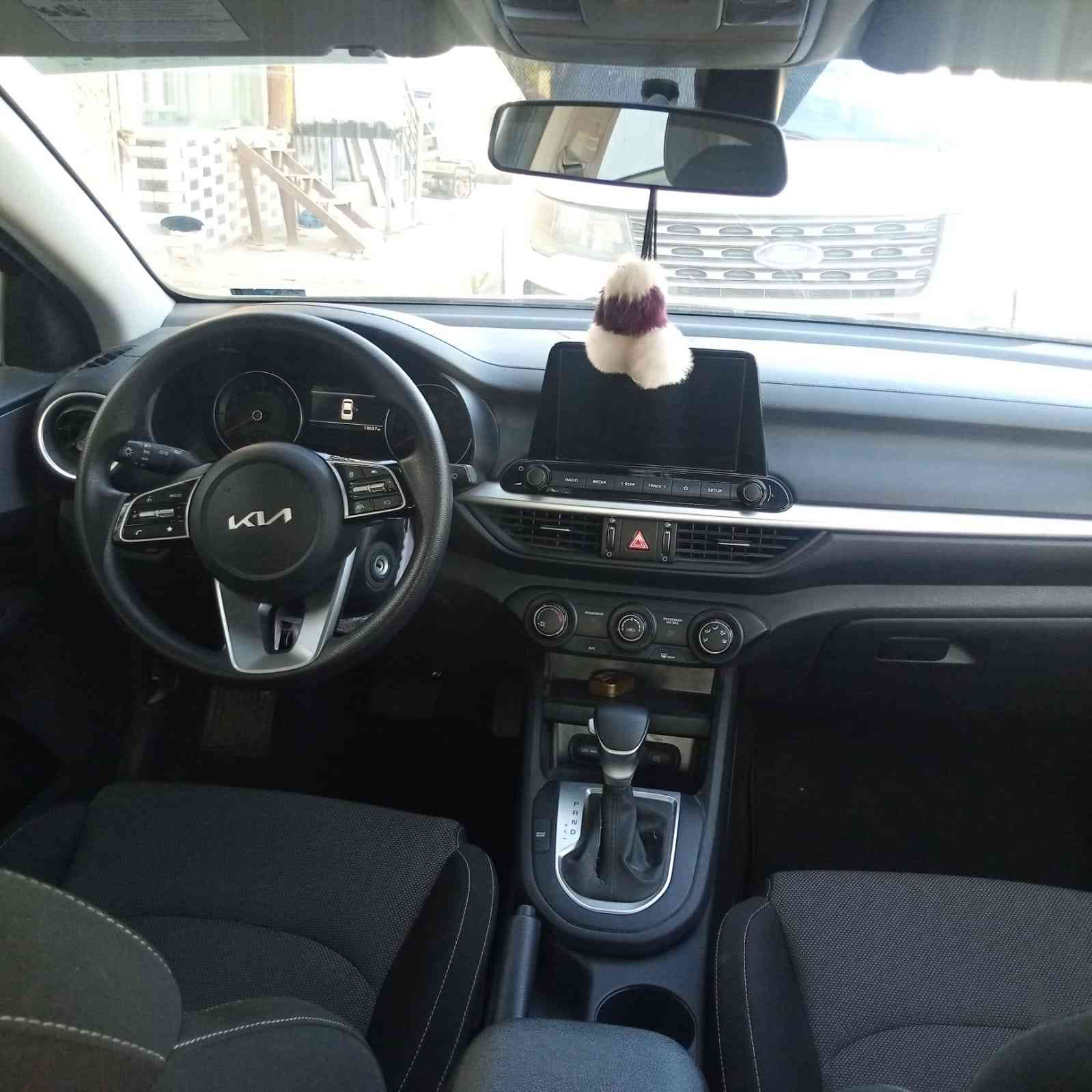 السلام عليكم
كيه فورتي موديل2024
ماشيه15الف

محرك 2000

السياره جديده بمعنه الكلام مواصفات المعروفه شاشه رادار مانع نزلاق تحديد مسار الحادث  فقط بنيد بدون اي رباك لا لقود ولا شواصي فقط القبق البنيد  السعر 147 تصال على الرقم ***********
