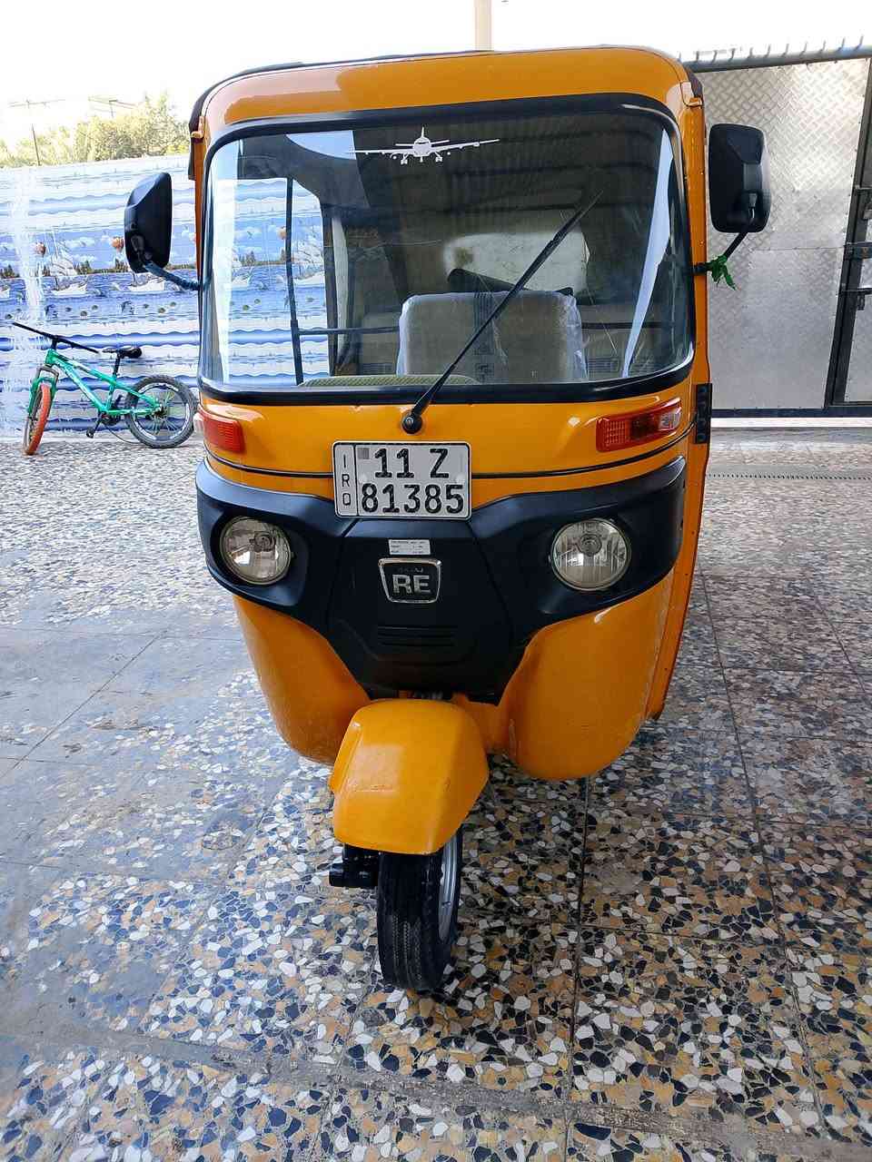 سلام عليكم تكتك للبيع 22 رقم وسنويه بغداد العبيدي سعره 8 300.  ***********
