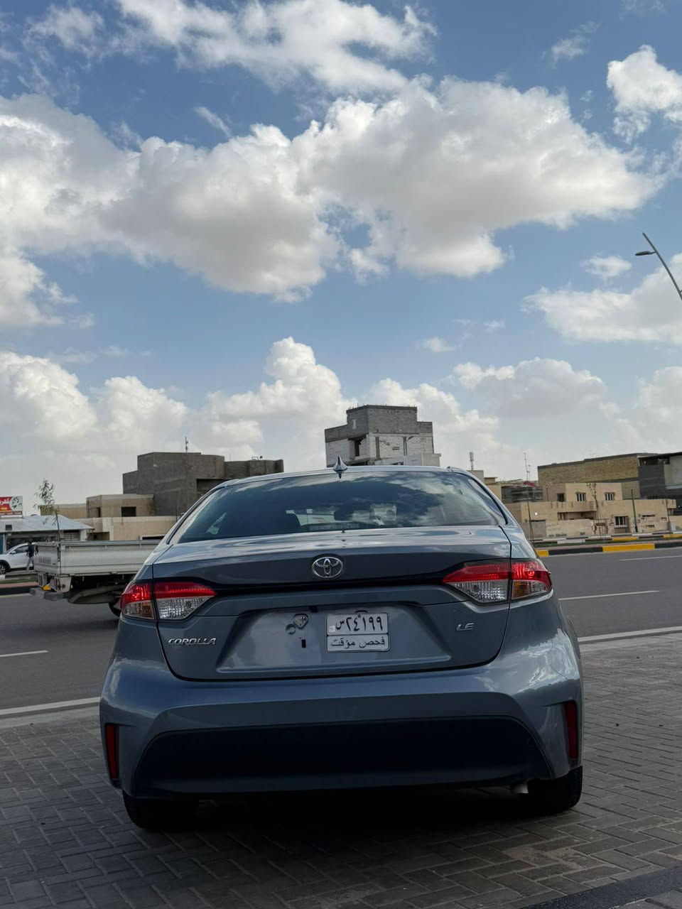 سلام عليكم سياره كورله موديل 2024 وأرد أمريكي بيه وجاملغ وبنيد السياره بأسمي شرط بس مراوس كوري لو ياباني الاستفسار على الرقم ***********
