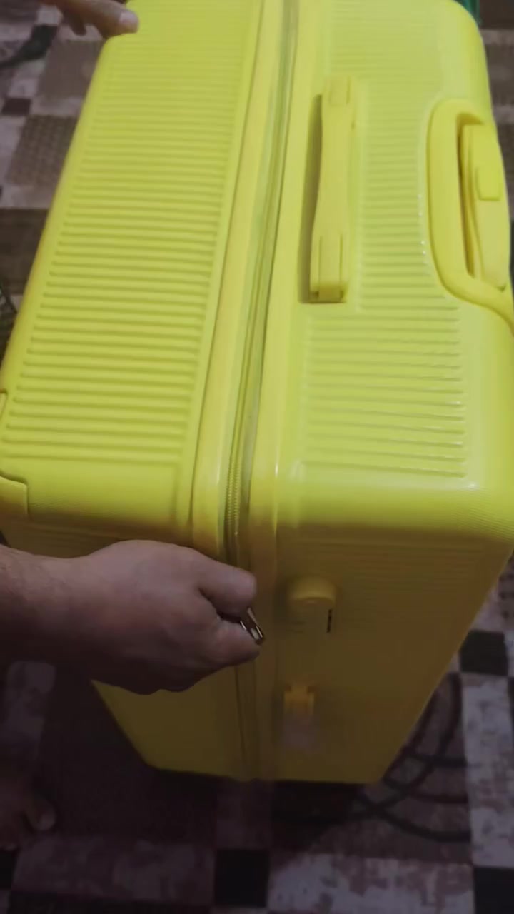 ملابس وجنطت سفر للبيع اسعارهن مناسب


**إذا كنت صاحب هذا الإعلان وتريد حذفه لأي سبب، رجاءا أرسل رسالة إلى الدعم الفني**