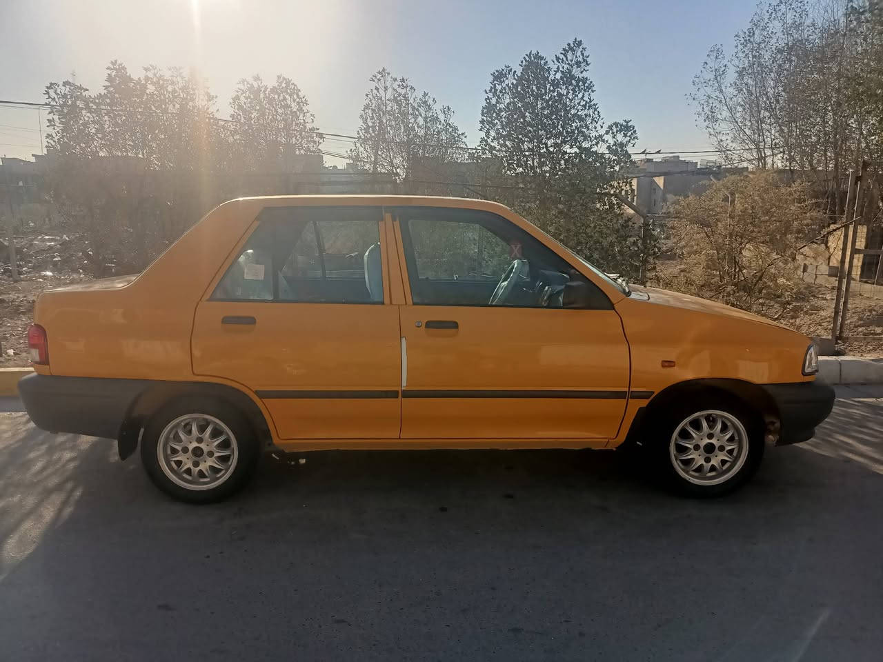 السلام عليكم سايبه موديل 2018 بيها منضومه غاز بانزين بيها بارد بالصندوك   وصبغ جاملغ خلفي كد اصبعين السعر 46 مكانها بغداد الحسينيه مال راشديه  ***********
