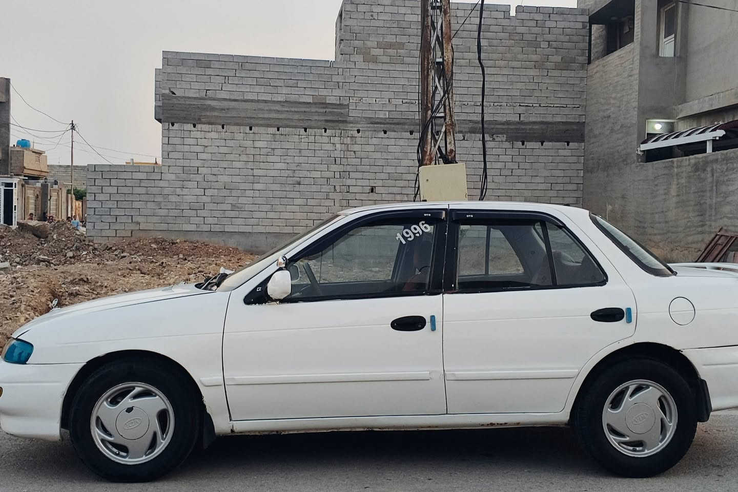 سيفا موديل 1996 رقم انكليزي
كير ومكينه خير من الله مكفولات
كهربايات شغاله تخم تاير سنوية 2030
حلوه مال جناي السياره جديده كلش
مكان السيارة ديالى بلدروز السعر 36وبيها مجال
***********
