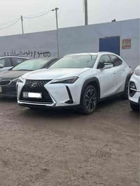 لكزس ux هايبرد موديل 2024 فول مواصفات   -سلايد - جلد - شاشة  - حساسات ...