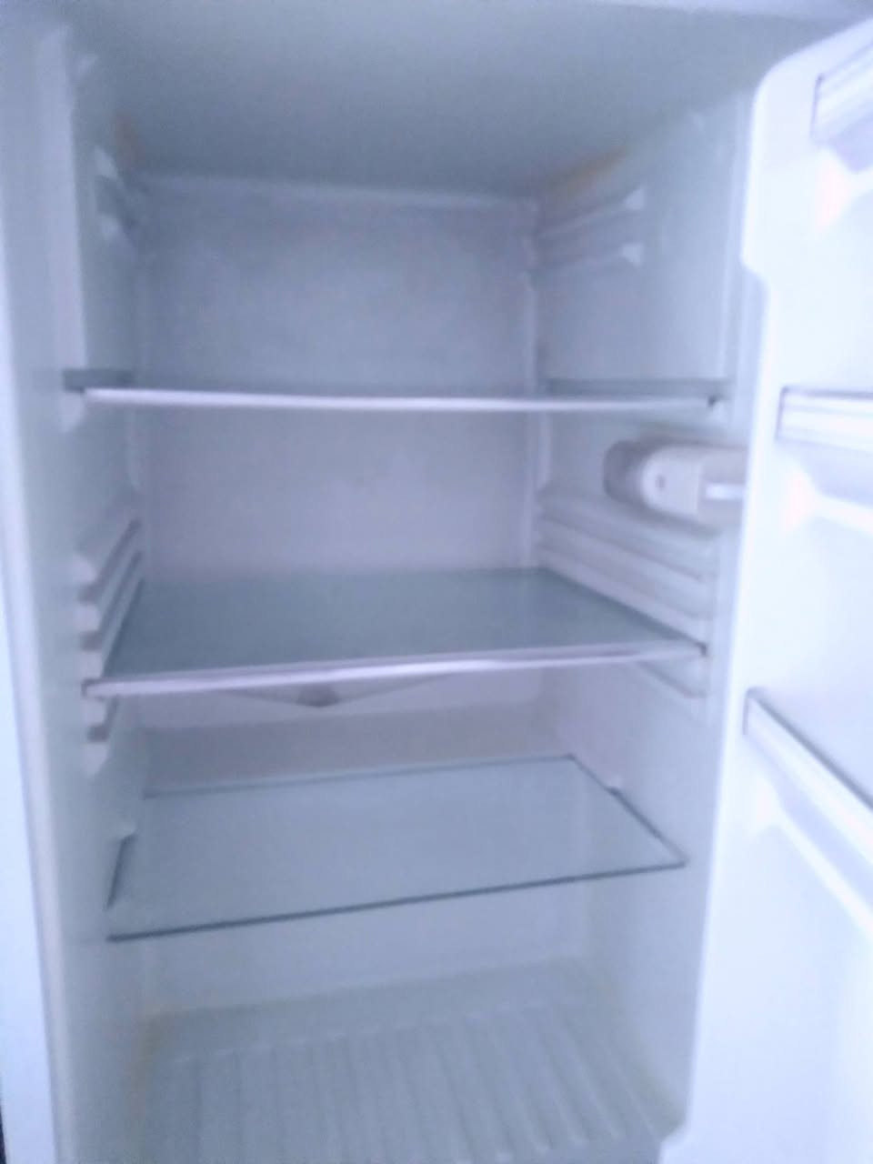 السلام عليكم ثلاجه للبيع صغيره شرط شغاله السعر خاص


**إذا كنت صاحب هذا الإعلان وتريد حذفه لأي سبب، رجاءا أرسل رسالة إلى الدعم الفني**