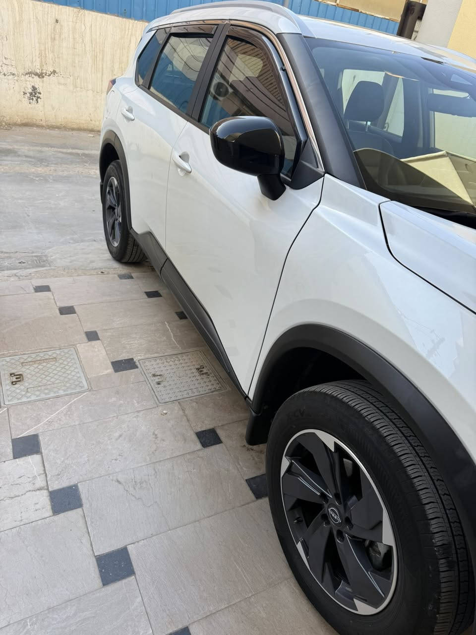 للبيع روج موديل 2024فول مواصفات بردات لون صدفي بنراما كشنات جلد تدفئه ستيرن تدفئه بردات جانبيه بلبواب باب خلفي كهرباء حمالات على القماره سياره 1500 تيربو سياره فور ويل ماشيه 12 الف وفواي مواصفات بيها بعد مرقم بغداد السعر 17500 للستفسار ***********
