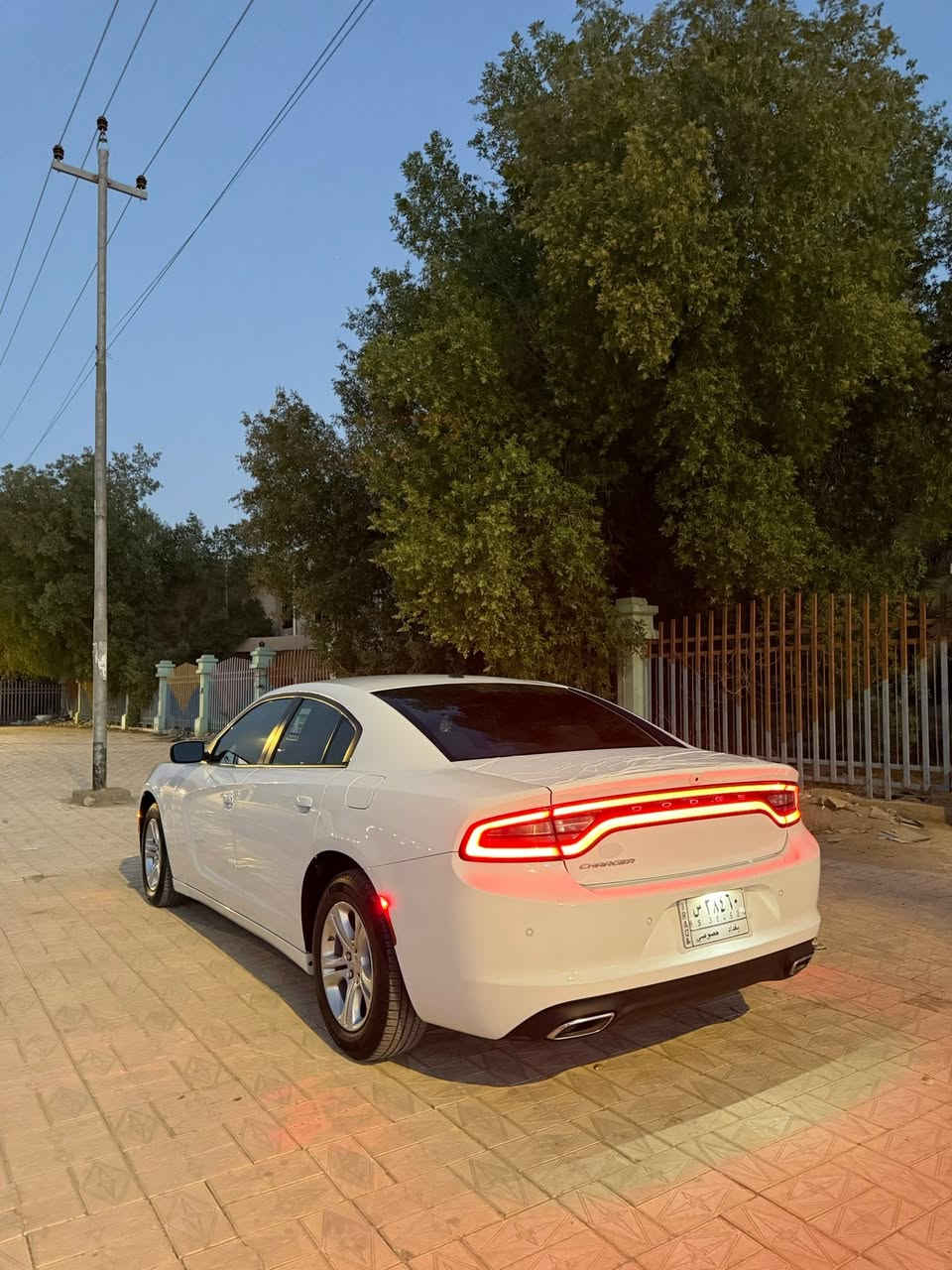 سلام عليكم
جارجر موديل2022اصل وارد امريكي تقرير غرق تعمل وتسير بشرط بدون فتح برغي 
السياره ماشية (30)
مواصفات السياره معروفة sxtعادية
السعر 280$
***********
