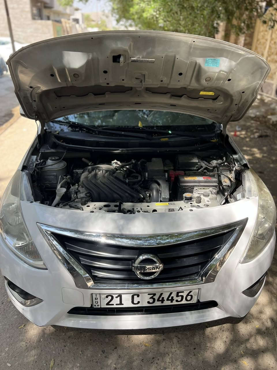 سلام عليكم نيسان سني مديل 2020 رقم سليمانية إنكليزي 
مداور ثاني يوم تبريد ثلج تدفئه السيارة فول 
قطعتين تبريد جام امامي خلفي كهرباء 
تخم تاير جديد صار شهري مخلي بيها 
صدر امامي خلفي جديد السياره بيها 
حالوب بال قماره وبال بنيد قليل 
وبيها صبغ جاملوغ امامي 
بدون دواخل السعر 100 وبيها 
مجال شويه مكاني صلاح الدين قضاء بلد 
الاستفسار اتصل ***********
