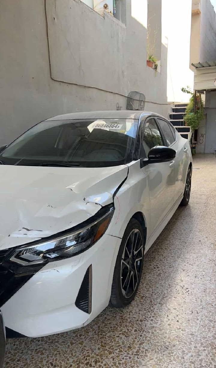 للبيع نيسان سنترا 2024 فئة SR فول مواصفات
موديل: 2024
الفئة: SR فول
اللون: أبيض سقف أسود
الممشى: 19ألف كيلو
محرك اقتصادي 2.0 
كاميرة خلفية
حساسات أمامية وخلفية
رادار + المحافظة على المسار
مثبت سرعة
ويل كروم
تشغيل بصمة
تشغيل عن بعد
مقاعد هيتر
تدفئة وتبريد مناخ ( يجي تحكم شكلين )
جنوط رياضية
بوند مبدل والبوند الاصلي موجود بي شبرين بدون اي تعديل مثل ماموضح بالصورة
بدون ايربكات
📄 رقم دهوك– تحويل ثاني يوم

💰 السعر: 168 وقابل للتفاوض

📞 للاستفسار اتصال : 
***********
***********
