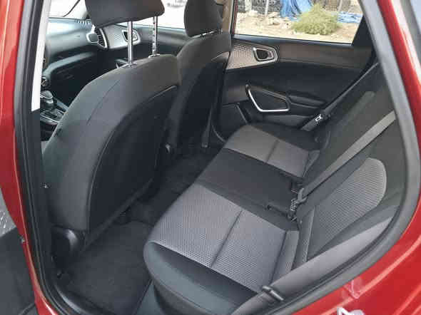 🚗 للبيع كيا سول 2023 – وارد أمريكي
✨ دخول جديد باسمي – بحالة الزيرو
🔥 ماشيــة فقط 3000 ميل (دخلت ماشية 1800 mi)
⚠️ الحادث: بسيط جدًا ومذكور بالصور
✔️ صبغ حافة البنيد فقط – بدون تبديل و بدون اي دواخل 
✔️ السيارة ليبل واحد
✔️ ايرباك الدركة فقط
✔️ محرك، كير، حدادية كلشي نظيف 100%
🔹 المواصفات: واضحة بالكامل بالصور
🔹 سيارة كاملة المواصفات وما بيها أي نقص
💰 السعر: 148$ (بيها مجال بسيط)
📍 الموقع: الحلة – حي الجامعة
📞 للاتصال: ***********
